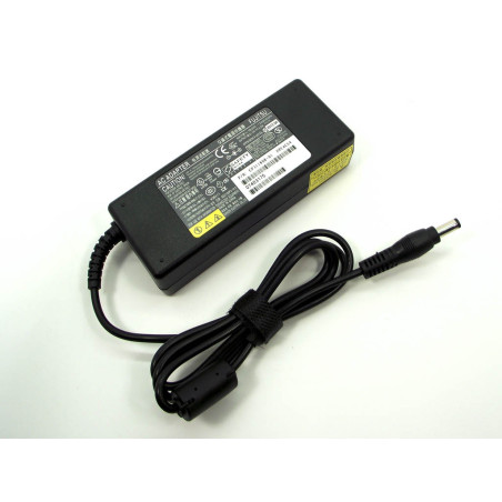 Блок живлення Fujitsu 19V 4.22A 80W (5.5*2.5) High Copy