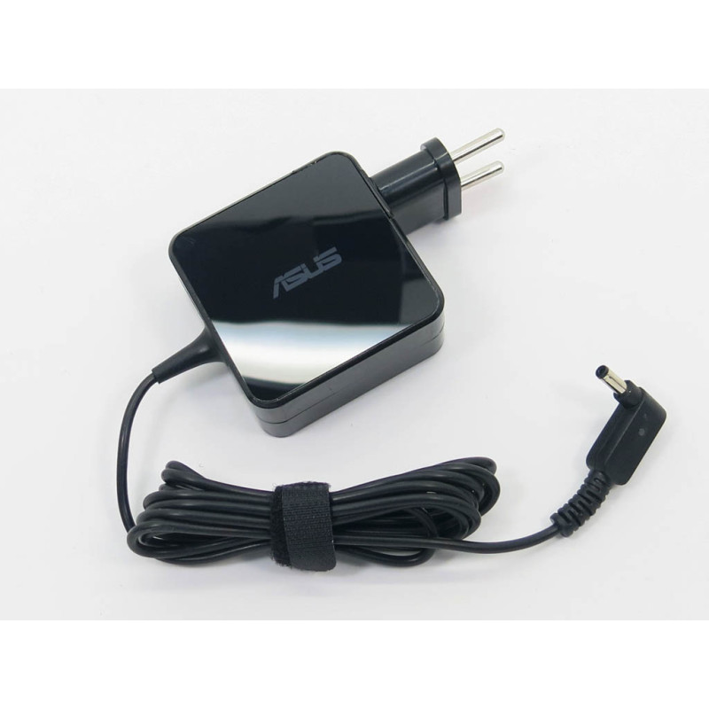 Блок живлення для ASUS 19V 2.37A 45W UX21 UX21E DH71 DH52 KX004V XH51 UX31 UX31E 081A2677M DH53 DH72 RSL8 RY012V RY003V RY009V Блок живлення для ASUS 19V 2.37A 45W UX21 UX21E DH71 DH52 KX004V XH51 UX31 UX31E 081A2677M DH53 DH72 RSL8 RY012V RY003V RY009V