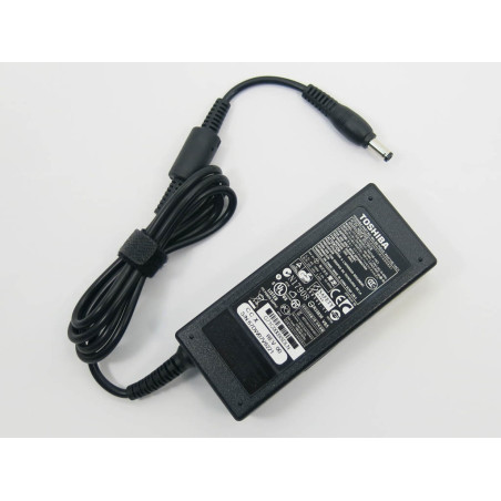 Блок живлення Toshiba 19V 3.42A 65W 5.5 2.5