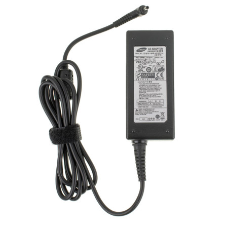 Блок питания SAMSUNG 19V 2.1A 40W для ноутбука 3.0*1.1 мм 3.0 1.1 зарядное устройство сетевой адаптер 19 V 2.1 A 40 W