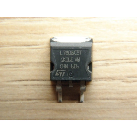 Мікросхема L7808 L7808C2T