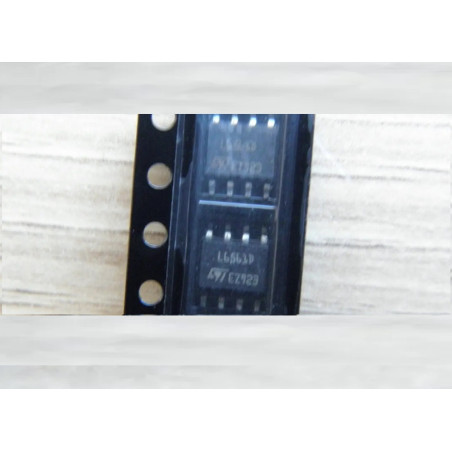 Микросхема L6561D