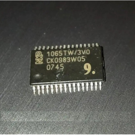 Мікросхема UJA1065TW 1065TW/3V0 1065TW3V0 UJA1065TW/3V0 UJA1065TW3V0