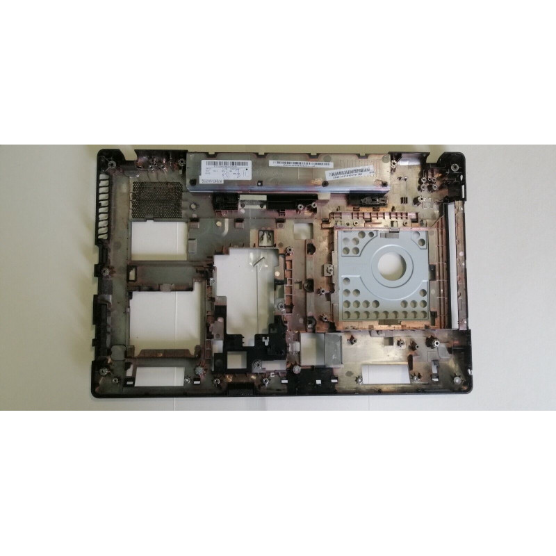 Нижняя крышка для ноутбука Lenovo G580 G585 QIWG6 version 3 без HDMI case D AP0N2000110
